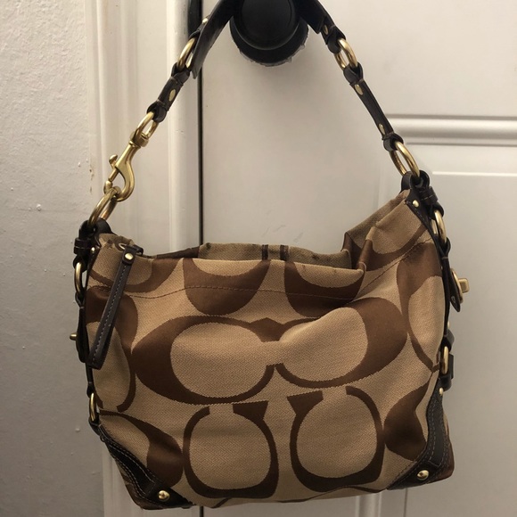 Coach Handbags - ‼️LABOR DAY SALE‼️ COACH Carly Hobo  Handbag